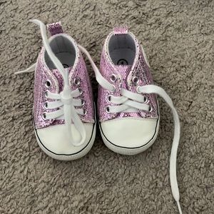 Pink converse